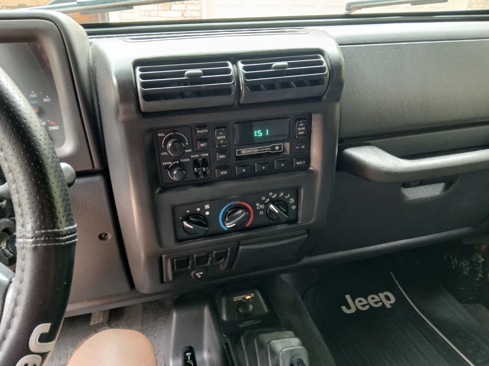 2001 Jeep TJ Wrangler - Image 11 of 21