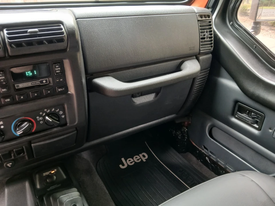2001 Jeep TJ Wrangler - Image 13 of 21