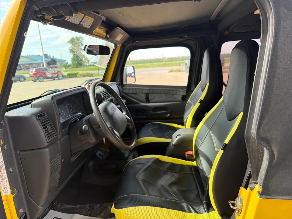 2001 Jeep TJ Wrangler - Image 10 of 14