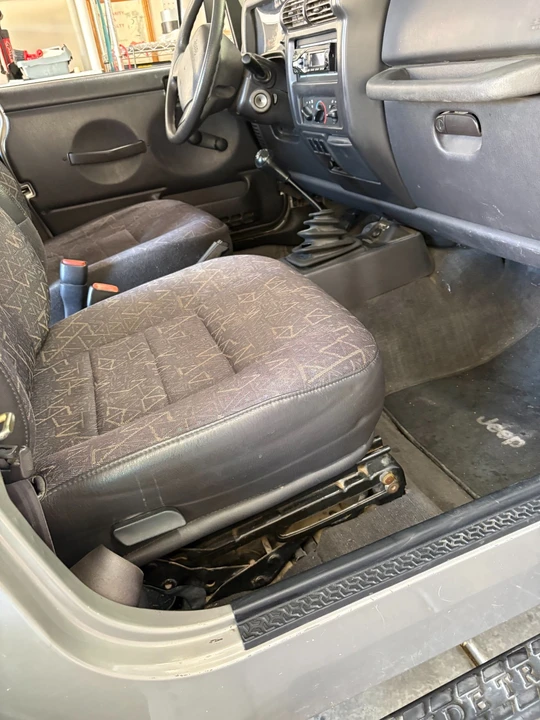 2001 Jeep TJ Wrangler - Image 3 of 6