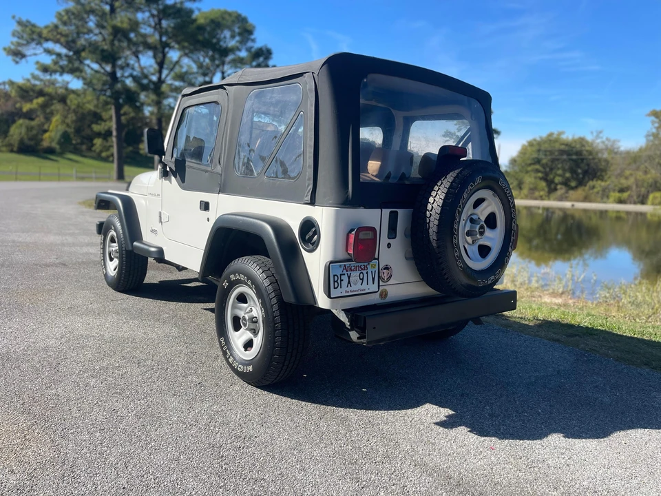 2001 Jeep TJ Wrangler - Image 15 of 31