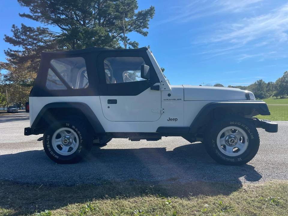 2001 Jeep TJ Wrangler - Image 18 of 31