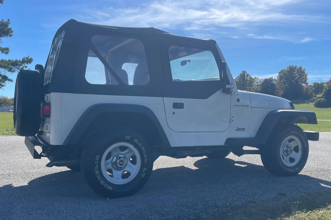 2001 Jeep TJ Wrangler - Image 4 of 31