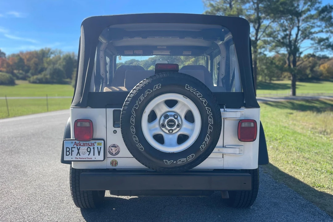 2001 Jeep TJ Wrangler - Image 5 of 31