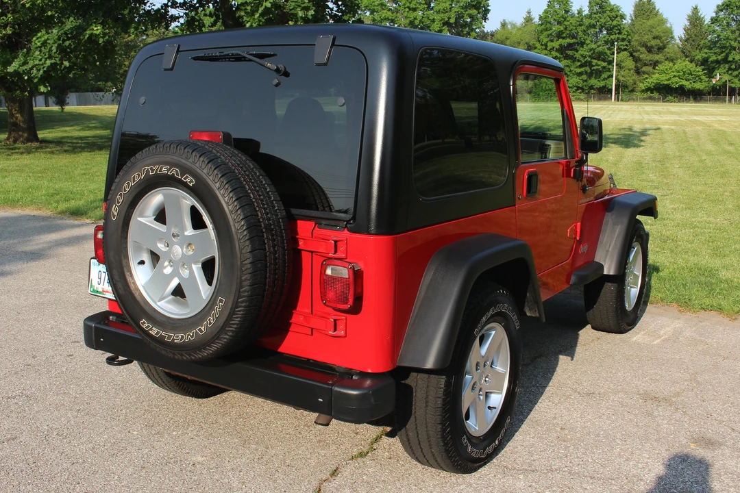 2001 Jeep TJ Wrangler - Image 4 of 5
