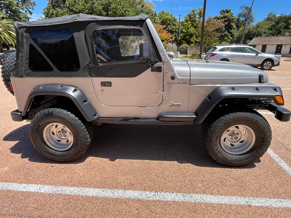 2001 Jeep TJ Wrangler - Image 15 of 31