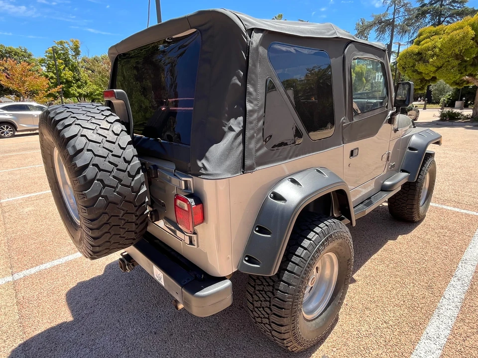 2001 Jeep TJ Wrangler - Image 13 of 31
