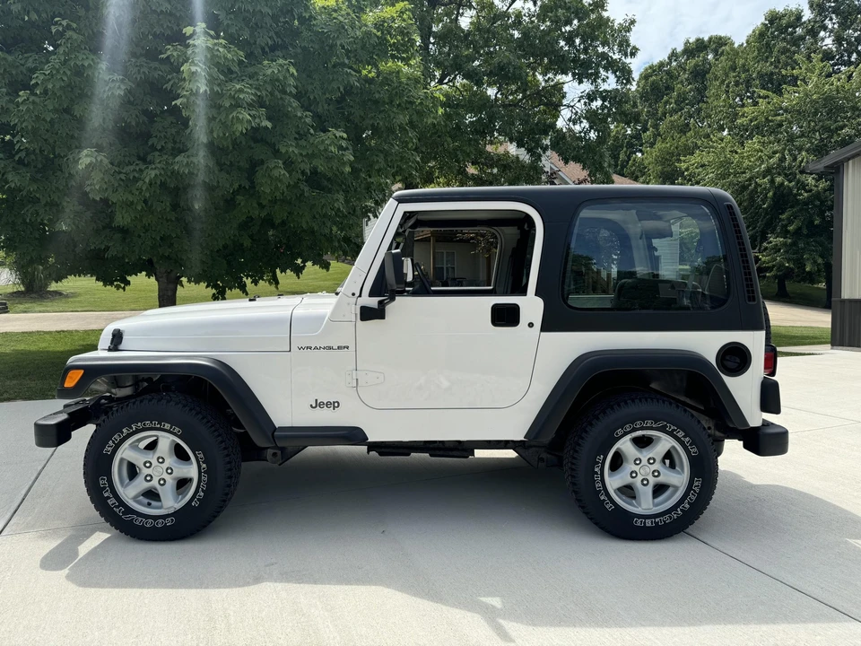 2001 Jeep TJ Wrangler - Image 4 of 31
