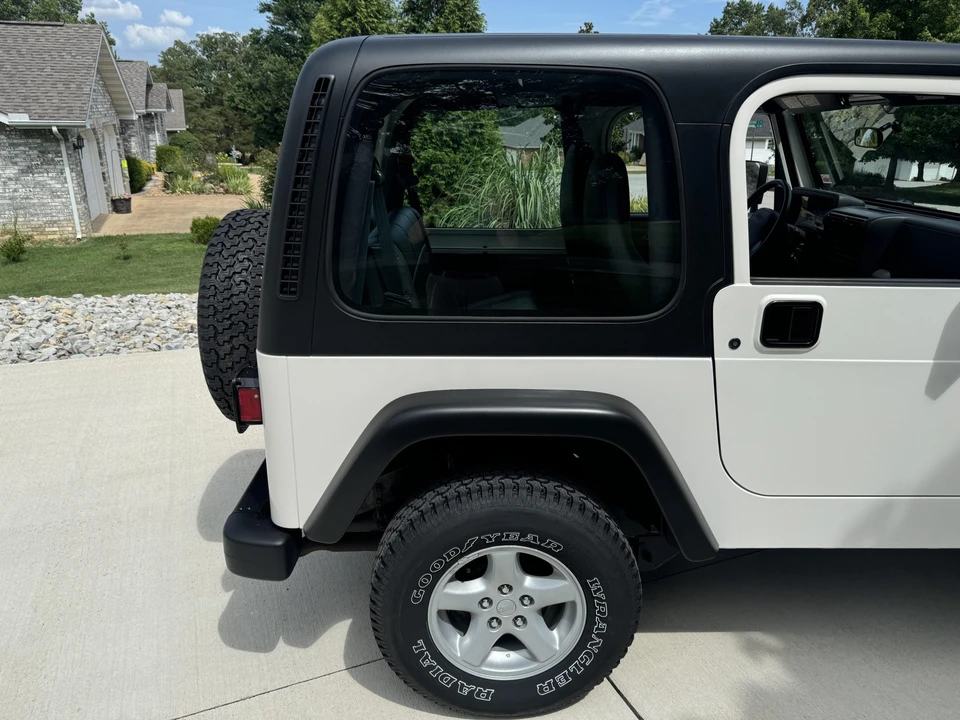 2001 Jeep TJ Wrangler - Image 24 of 31