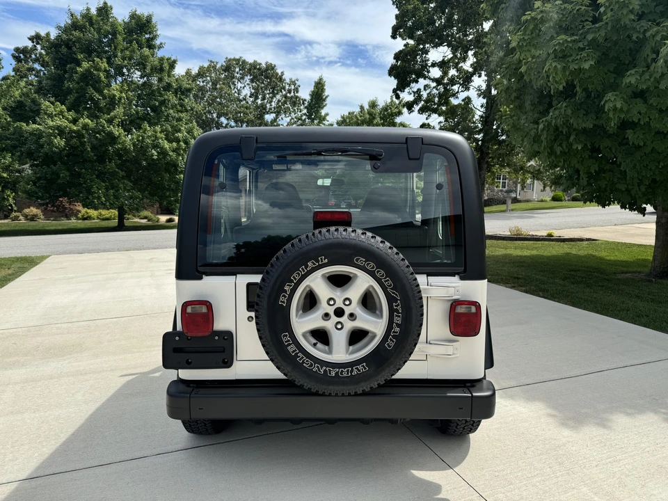 2001 Jeep TJ Wrangler - Image 7 of 31