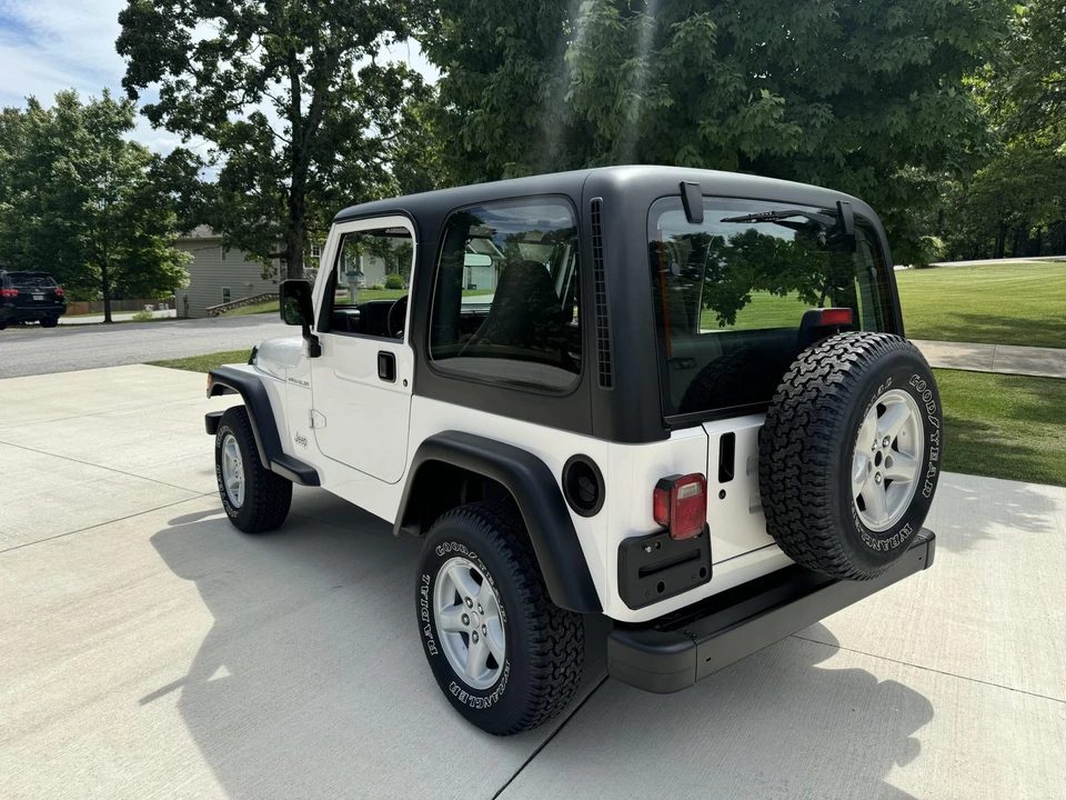 2001 Jeep TJ Wrangler - Image 6 of 31