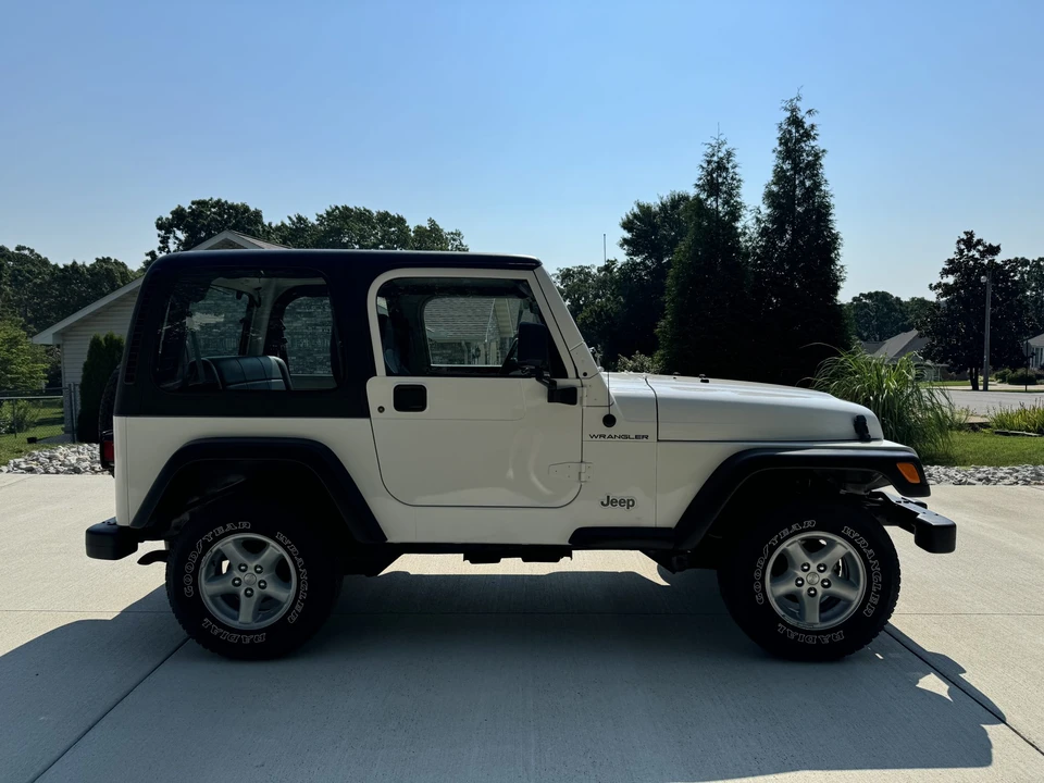 2001 Jeep TJ Wrangler - Image 11 of 31