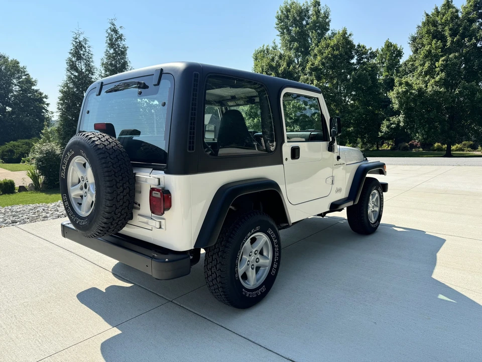 2001 Jeep TJ Wrangler - Image 10 of 31
