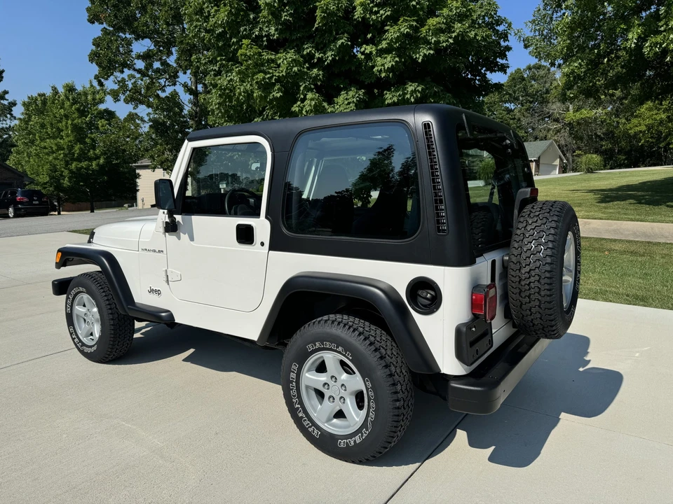 2001 Jeep TJ Wrangler - Image 5 of 31