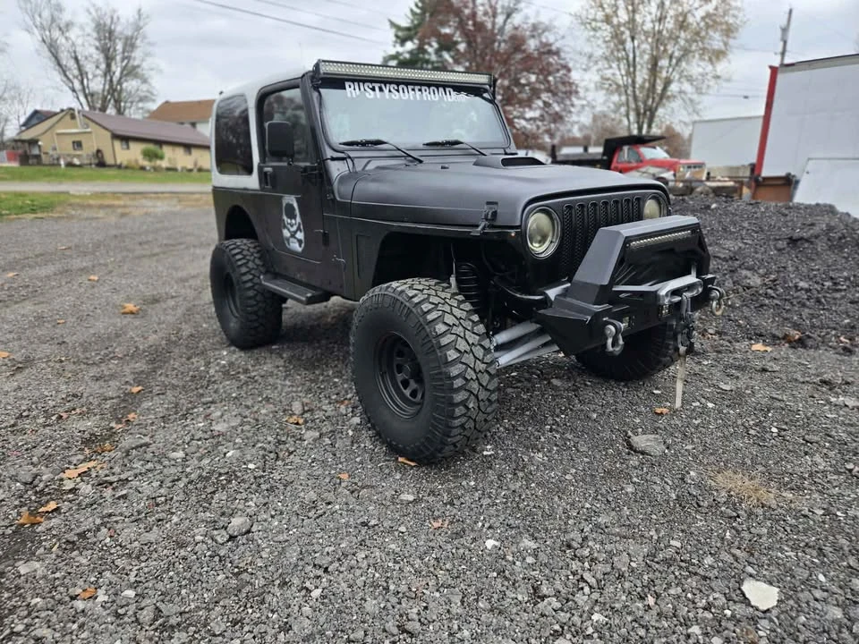 2001 Jeep TJ Wrangler - Image 2 of 5