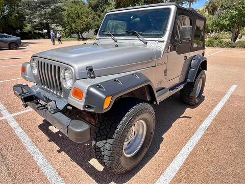 2001 Jeep Wrangler SE Sport Utility 2D