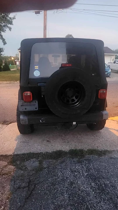 2001 Jeep TJ Wrangler - Image 5 of 11