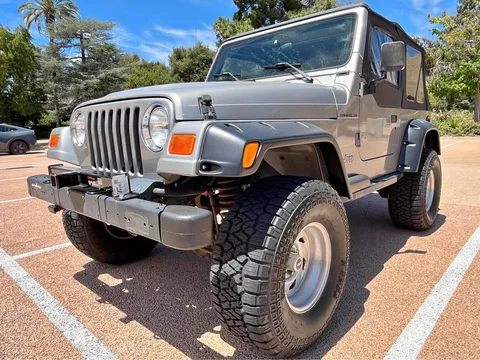 2001 Jeep Wrangler SE Sport Utility 2D
