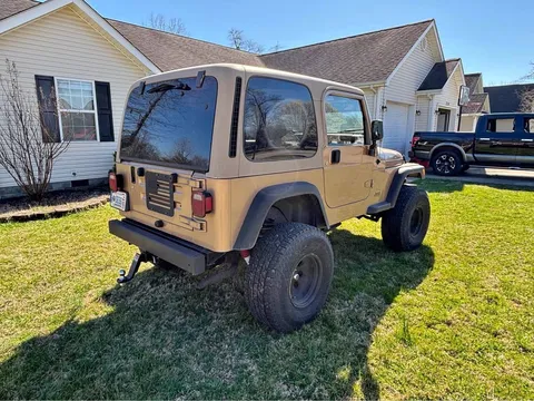 2001 Jeep Wrangler SE Sport Utility 2D