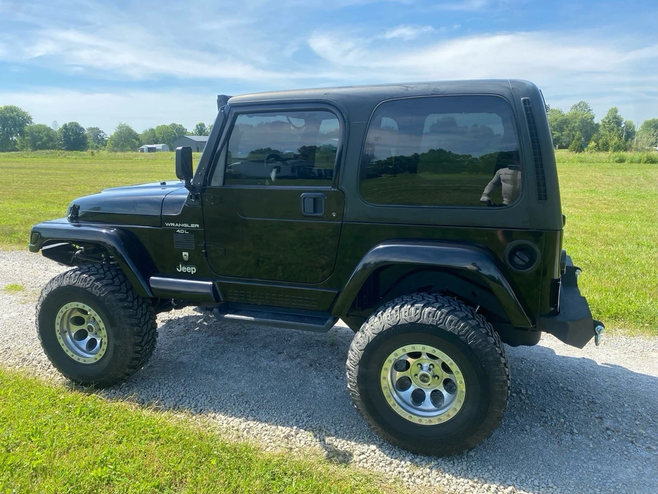 2001 Jeep TJ Wrangler - Image 2 of 14