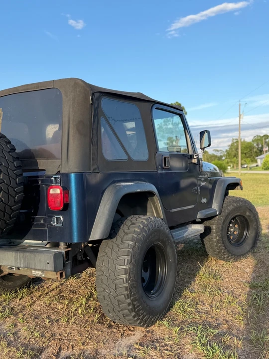 2001 Jeep TJ Wrangler - Image 2 of 8