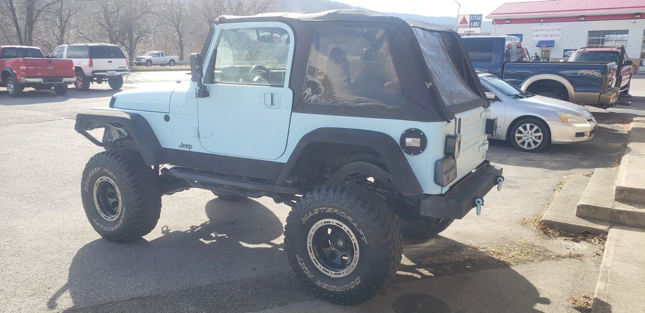 2001 Jeep TJ Wrangler - Image 4 of 12