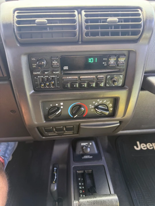 2001 Jeep TJ Wrangler - Image 18 of 31
