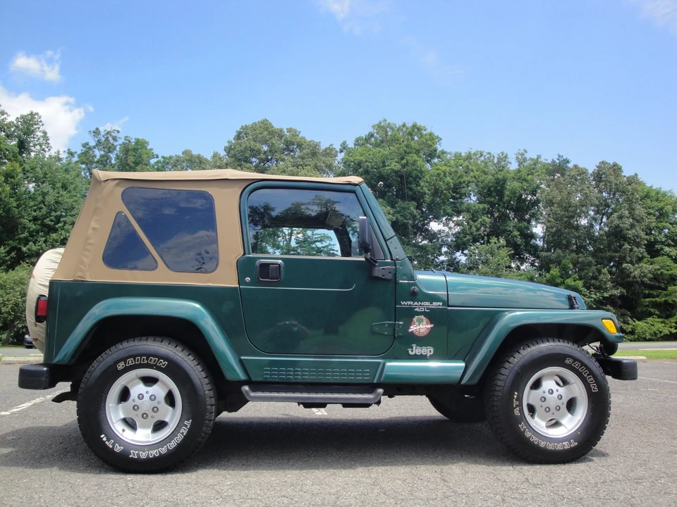 2001 Jeep TJ Wrangler - Image 21 of 31