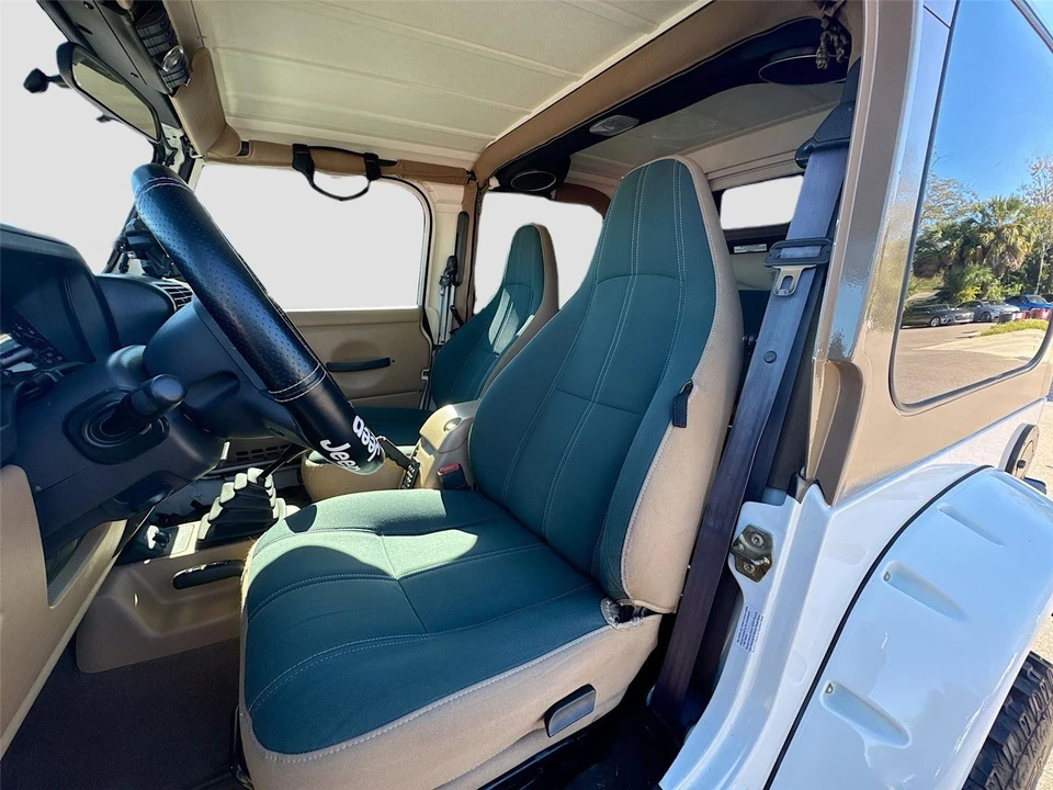 2001 Jeep TJ Wrangler - Image 10 of 15