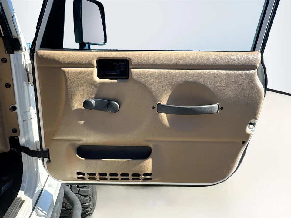2001 Jeep TJ Wrangler - Image 12 of 15