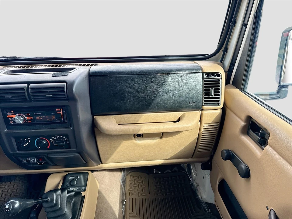 2001 Jeep TJ Wrangler - Image 18 of 21