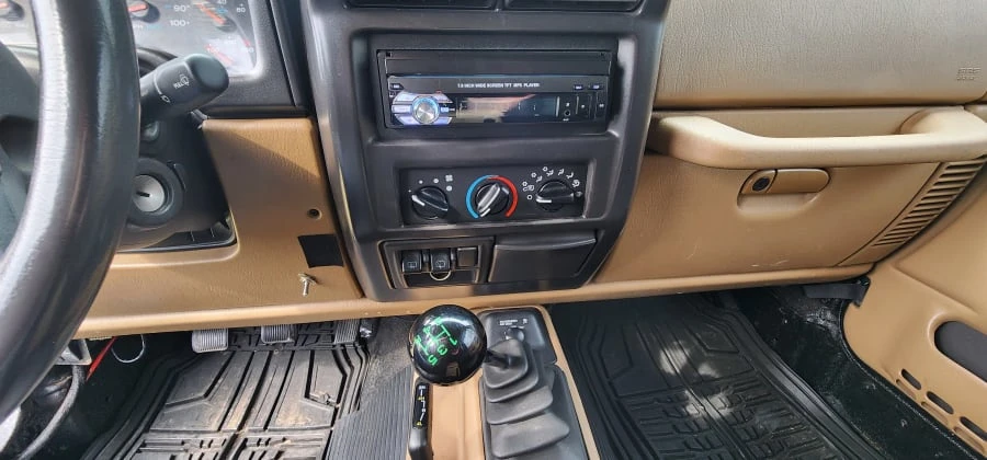 2001 Jeep TJ Wrangler - Image 19 of 28