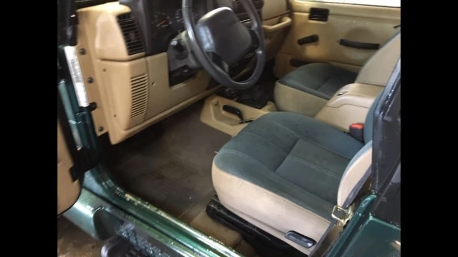2001 Jeep TJ Wrangler - Image 2 of 4