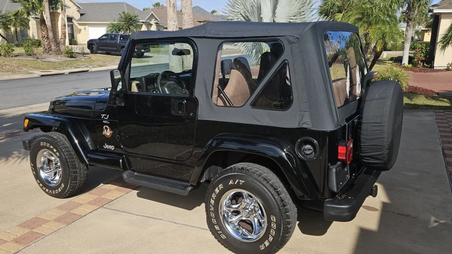 2001 Jeep TJ Wrangler - Image 17 of 23