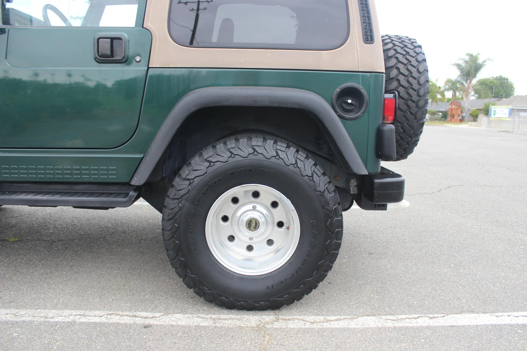 2001 Jeep TJ Wrangler - Image 13 of 31