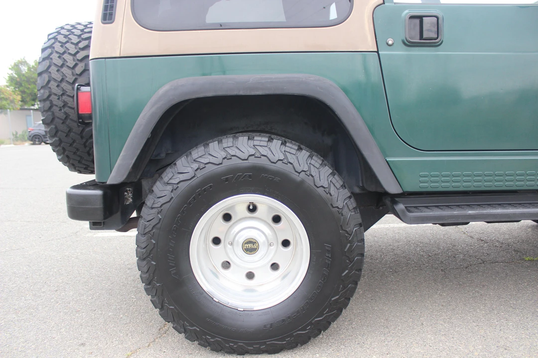 2001 Jeep TJ Wrangler - Image 14 of 31