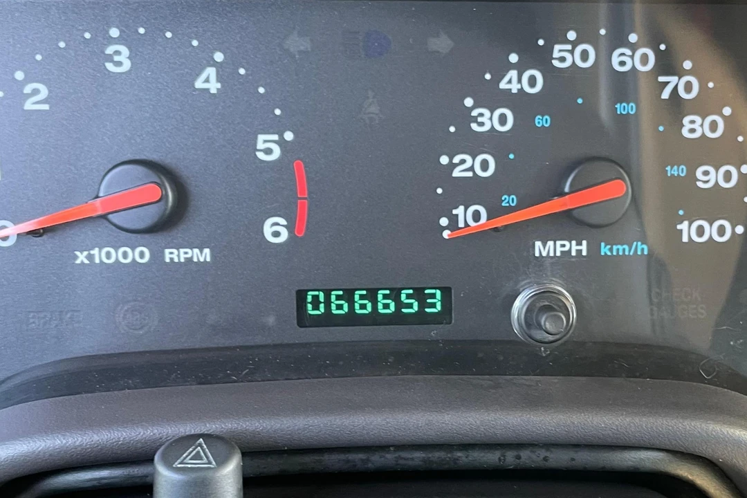 2001 Jeep TJ Wrangler - Image 19 of 31
