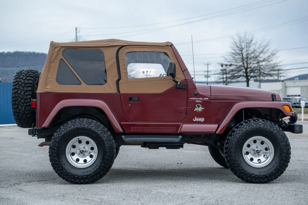 2001 Jeep TJ Wrangler - Image 9 of 31