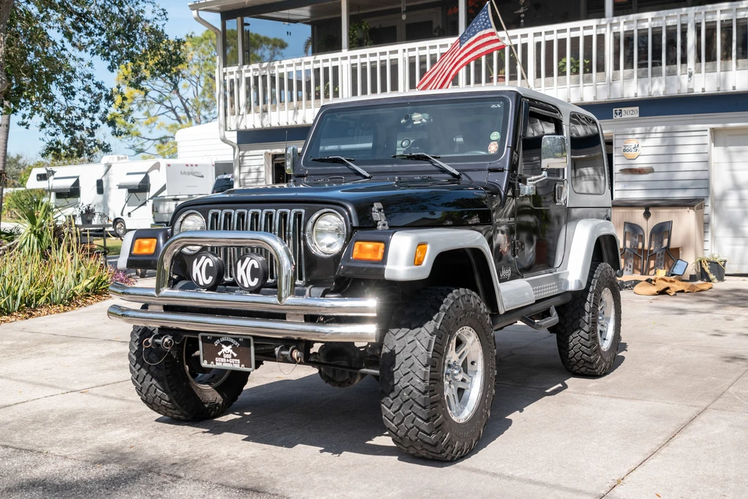 2001 Jeep TJ Wrangler - Image 2 of 31