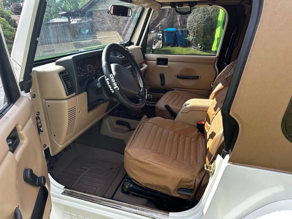 2001 Jeep TJ Wrangler - Image 9 of 12