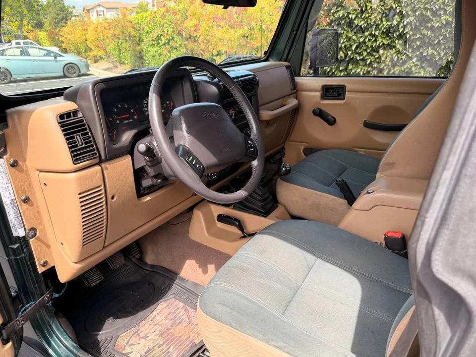 2001 Jeep TJ Wrangler - Image 10 of 17