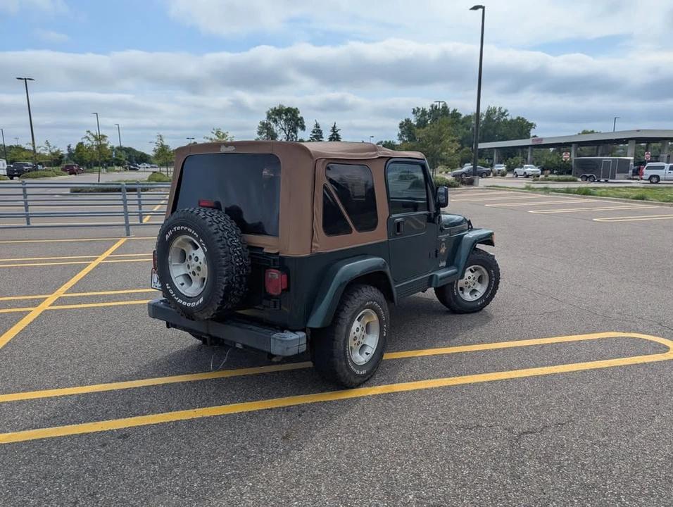 2001 Jeep TJ Wrangler - Image 5 of 18