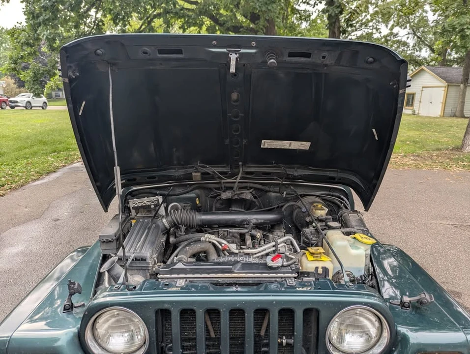 2001 Jeep TJ Wrangler - Image 2 of 18