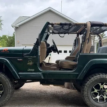 2001 Jeep Wrangler · Sahara Sport Utility 2D