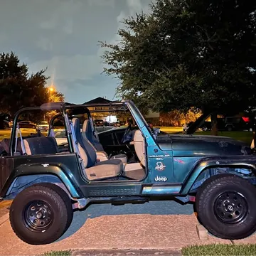 2001 Jeep Wrangler Sahara Sport Utility 2D