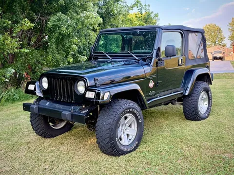 2001 Jeep Wrangler Sahara Sport Utility 2D