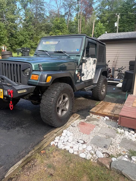 2001 Jeep TJ Wrangler - Image 3 of 6