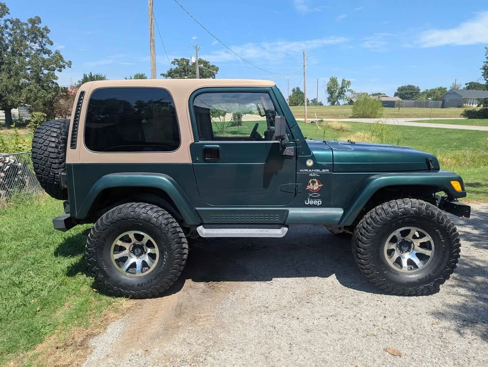 2001 Jeep TJ Wrangler - Image 4 of 15