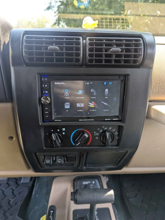 2001 Jeep TJ Wrangler - Image 13 of 15