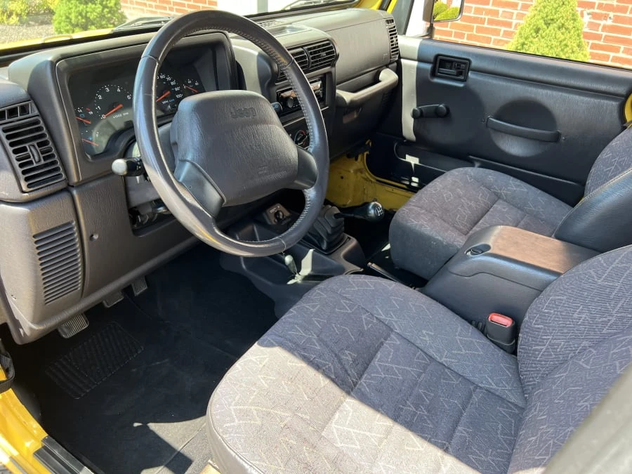 2001 Jeep TJ Wrangler - Image 4 of 8